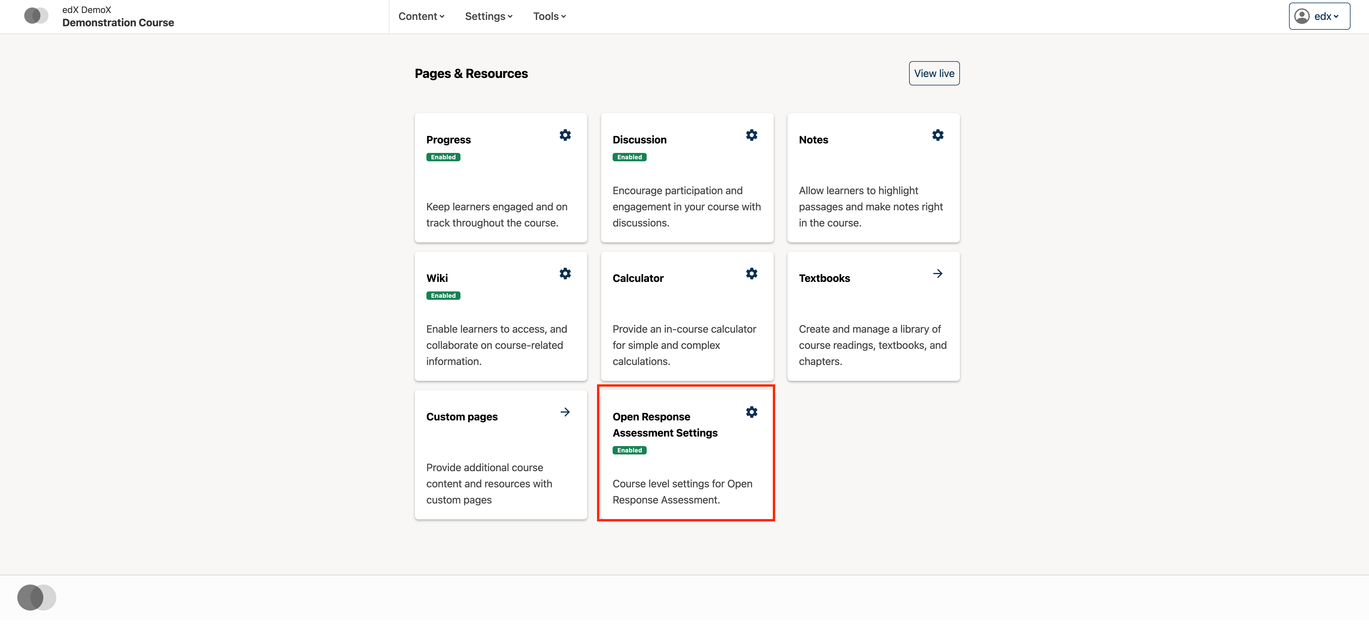 Image highlighting a card on the Pages and Resources page that enables flexible peer grading at the course level